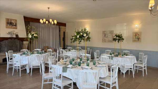 Salle de réception de 60 personnes aux Tisons - L'Elégante